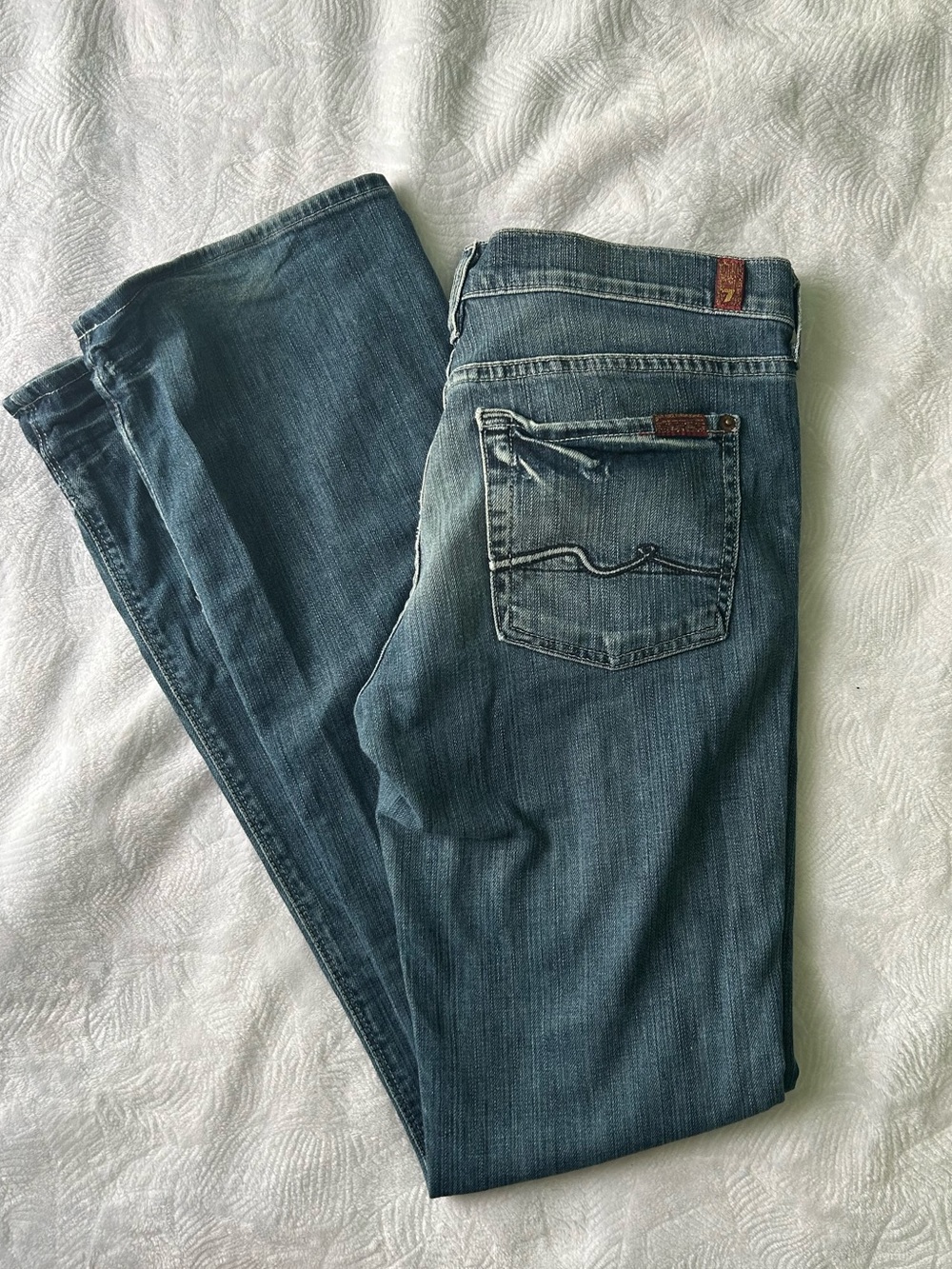 Low rise Light-Mid Blue Straight Leg Women’s Jeans- 7 for all mankind